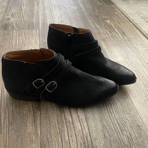 ⭐️ Buckle Bootie Strap Boho Peasant Hipster Hippie Art Party Classy Farm Boots